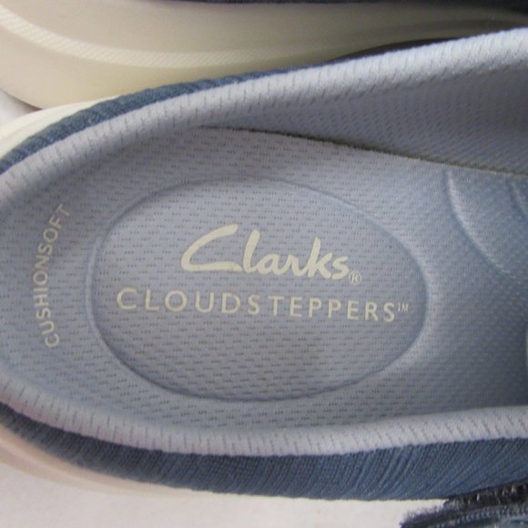 NEW! Clarks Light Blue Cloudstepper Slip On Sneakers - Size 7 - Picture 7 of 10